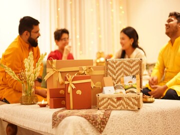 দীপাবলিতে অনলাইন কেনাকাটা তুঙ্গে! এত কী কিনছেন দেশের মানুষ? জানলে চমকে যাবেন