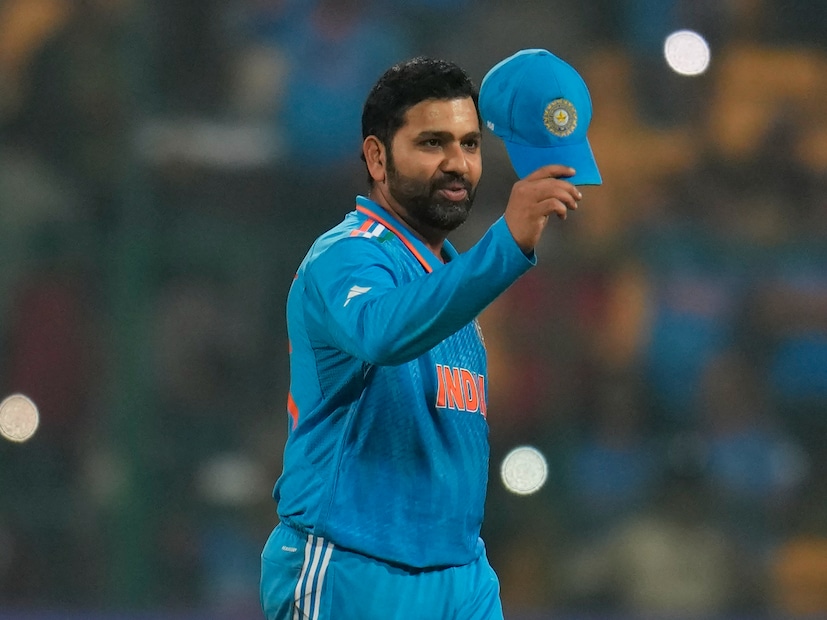 তবে ফাইনাল হারলেও যেভাবে পুরো বিশ্বকাপে পারফর্ম করেছে রোহিত শর্মার দল তা সত্যিই প্রশংসনীয়। একইসঙ্গে ব্যাট হাতেও সফল ভারত অধিনায়ক।