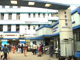 এসএসকেএম হাসপাতালের উডবার্ন ওয়ার্ডে এবার তৈরি হচ্ছে প্রথম তিন বেডের আই সি ইউ। 