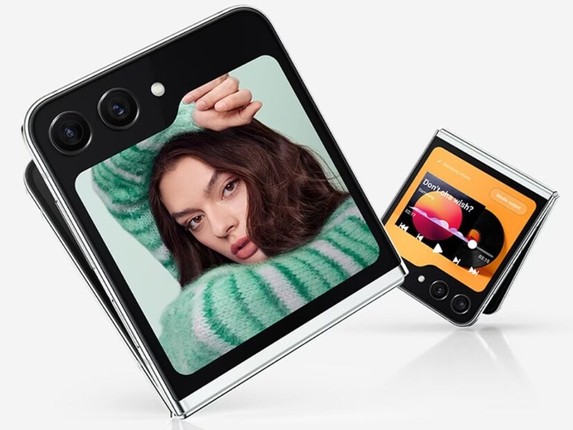 Samsung Galaxy Z Flip 5:Samsung Galaxy Z Flip 5 বর্তমানে Flipkart-এ ১,০৯,৯৯৯ টাকায় বিক্রি করা হচ্ছে। গ্রাহকরা SBI ক্রেডিট কার্ডের মাধ্যমে ইএমআই লেনদেনে ১৫০০ টাকা পর্যন্ত ১০ শতাংশ তাৎক্ষণিক ছাড় পেতে পারেন। এই ফোনে রয়েছে ৮ জিবি র‍্যাম, একটি ৫১২ জিবি রম এবং একটি ১৭.০২ সেমি (৬.৭ ইঞ্চির) ডিসপ্লে। এর ক্যামেরা সেটআপে একটি ১২ মেগাপিক্সেল + ১২ মেগাপিক্সেল রিয়ার ডুও এবং একটি ১০ মেগাপিক্সেল ফ্রন্ট ক্যামেরা রয়েছে। এটি ৩৭০০ mAh ব্যাটারি এবং Snapdragon ৮ Gen ২ প্রসেসর দ্বারা চালিত।