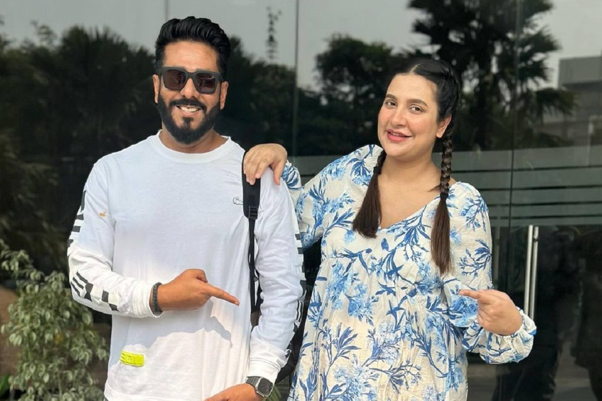 সকাল সকাল ছবি! রাজ-শুভশ্রীর কোল আলো করে দ্বিতীয় সন্তান কি আজই?