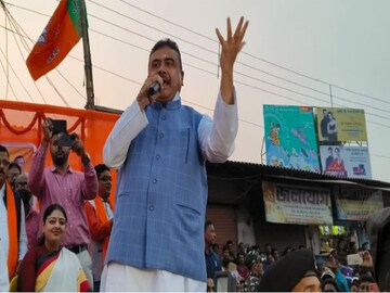 কোতুলপুরের সভায় বিরোধী দলনেতা শুভেন্দু অধিকারী৷ 