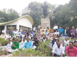 প্রতিবাদ কর্মসূচিতেে উত্তপ্ত হয় বিধানসভা
