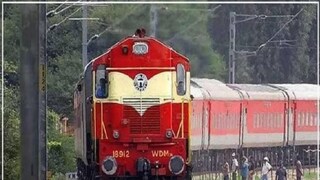 রেললাইনের কাজে বাতিল ডিসেম্বরের একাধিক দূরপাল্লার ট্রেন, আপনার ট্রেনের কী খবর? রেললাইনের কাজে বাতিল ডিসেম্বরের একাধিক দূরপাল্লার ট্রেন, আপনার ট্রেনের কী খবর?