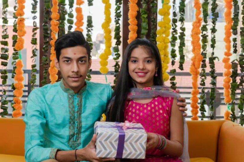 এই তিথিতে ভাইয়ের পছন্দসই রান্না করেন বোন৷ তবে সেই খাবার অপছন্দ হলেও সমালোচনা করা অনুচিত৷ 