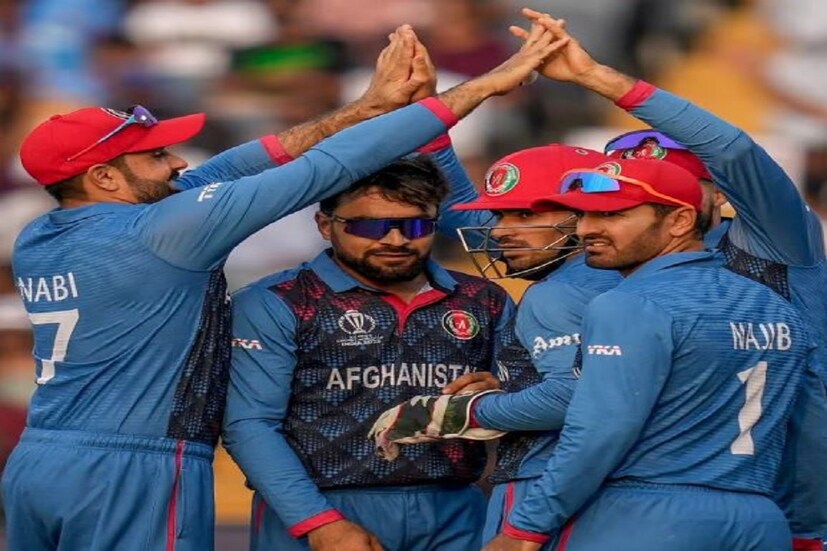 বিশ্বকাপে অল্পের জন্য সেমি ফাইনাল খেলার সুযোগ হাতছাড়া হলেও দলের পারফরম্যান্সে বড় ভূমিকা নিয়েছিলেন রশিদ খান। দেশকে সার্ভিস দেওয়ার জন্য পিঠের চোট নিয়েও খেলেছিলেন রশিদ খান।