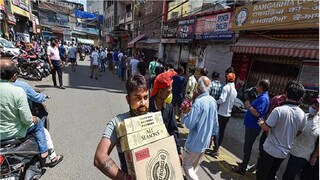 সব থেকে বেশি বিক্রি হয়েছে দেশীয় প্রস্তুতকারকদের তৈরি বিদেশী মদ