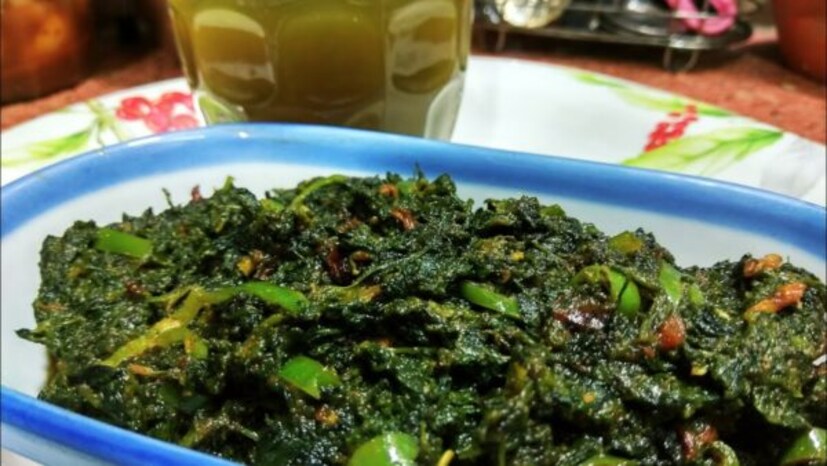 অনেকেই বেথো বা বাথুয়া শাক পছন্দ করেন। কারণ এর স্বাদ খুবই চমৎকার। কিন্তু জানলে অবাক হবেন সুস্বাদু শুধু নয় এই বেথো বা বাথুয়া কিন্তু স্বাস্থ্যের জন্যও দুর্দান্ত উপকারী। স্বাস্থ্য বিশেষজ্ঞরা পুষ্টিগুণে সমৃদ্ধ বেথো শাককে খাদ্যে অন্তর্ভুক্ত করার পরামর্শ দেন।