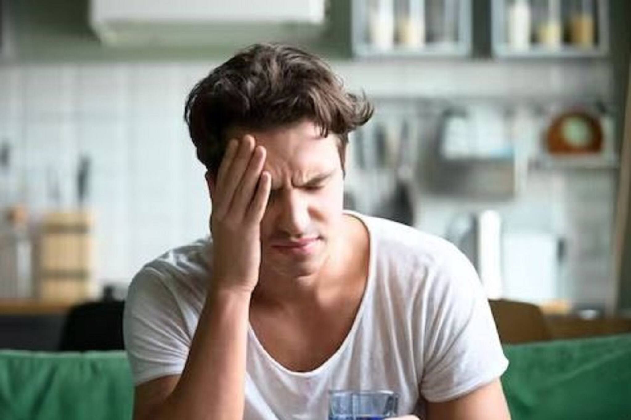 মদ খেয়ে মহাবিপদ, হাসপাতালে শোরগোল! ১ মাস হ্যাংওভারের কারণ খুঁজছেন ডাক্তারবাবুরা