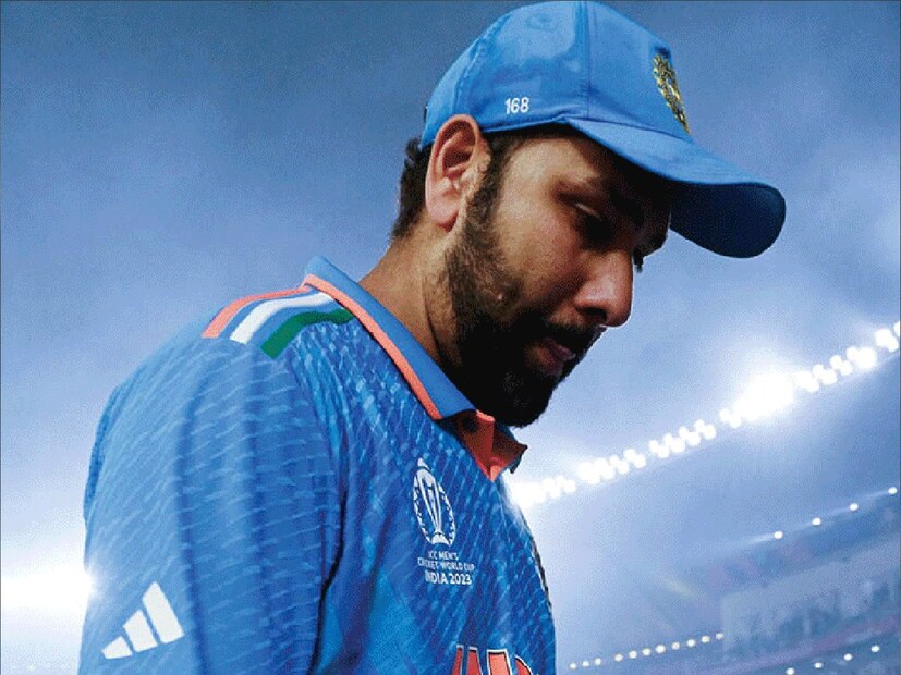 কোটি কোটি ভারতীয়ের মন ভেঙে দিয়েছে অস্ট্রেলিয়া। ভারতের মাটি থেকে বিশ্বকাপ জিতে বাড়ি ফিরেছে তারা। আর ভারতীয় ক্রিকেট ভক্তরা মন খারাপ করে বসে আছেন। তবে জানেন কি, পরেরবার বিশ্বকাপ কোথায় হবে! কোটি কোটি ভারতীয়ের মন ভেঙে দিয়েছে অস্ট্রেলিয়া। ভারতের মাটি থেকে বিশ্বকাপ জিতে বাড়ি ফিরেছে তারা। আর ভারতীয় ক্রিকেট ভক্তরা মন খারাপ করে বসে আছেন। তবে জানেন কি, পরেরবার বিশ্বকাপ কোথায় হবে!