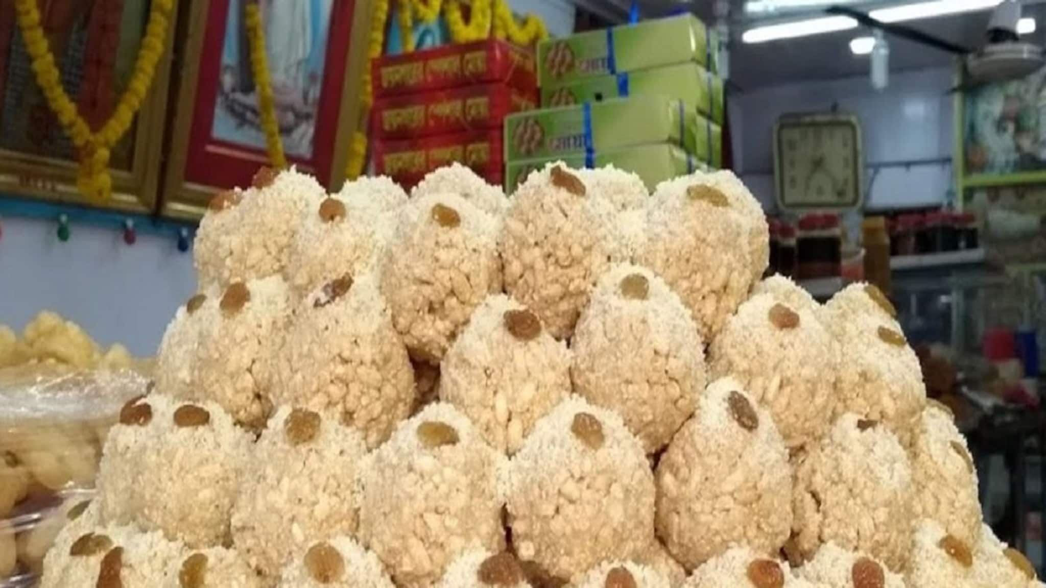 Bangla News: এখনও হয়নি খেজুর গুড়, কীভাবে চিনবেন আসল জয়নগরের মোয়া? দেখুন ভিডিও