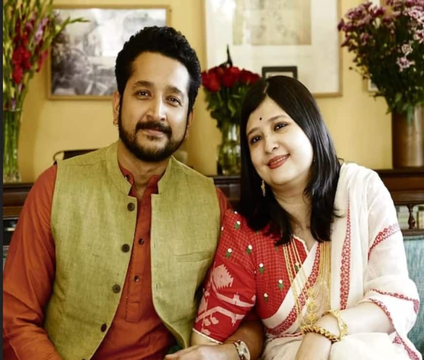 সদ্য বিয়ে হওয়া পরমব্রত আর পিয়া