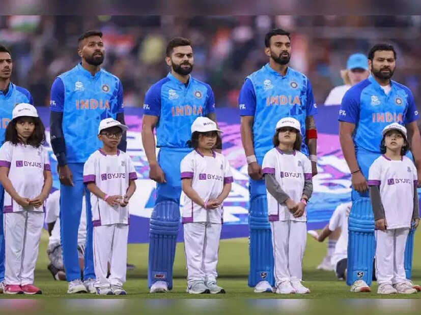 শুধু ফুটবল, ক্রিকেটে নয়, অলিপিক্স বা কমলওয়েলথ গেমসেও বাজানো হয় অংশগ্রহণকারী দেশের জাতীয় সঙ্গীত। ভারতের জাতীয় সঙ্গীত গাইতে যেমন সময় লাগে ৫২ সেকেন্ড।