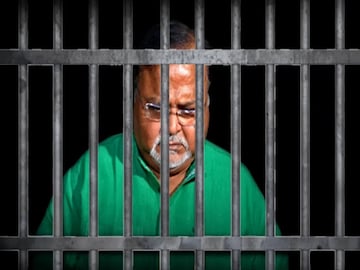 মুক্তি চান প্রাক্তন মন্ত্রী