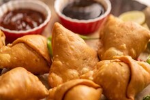 চেন্নাইয়ের পাম শিঙাড়া মিলছে পুরুলিয়ায়! জিভে জল আসছে সকলের 