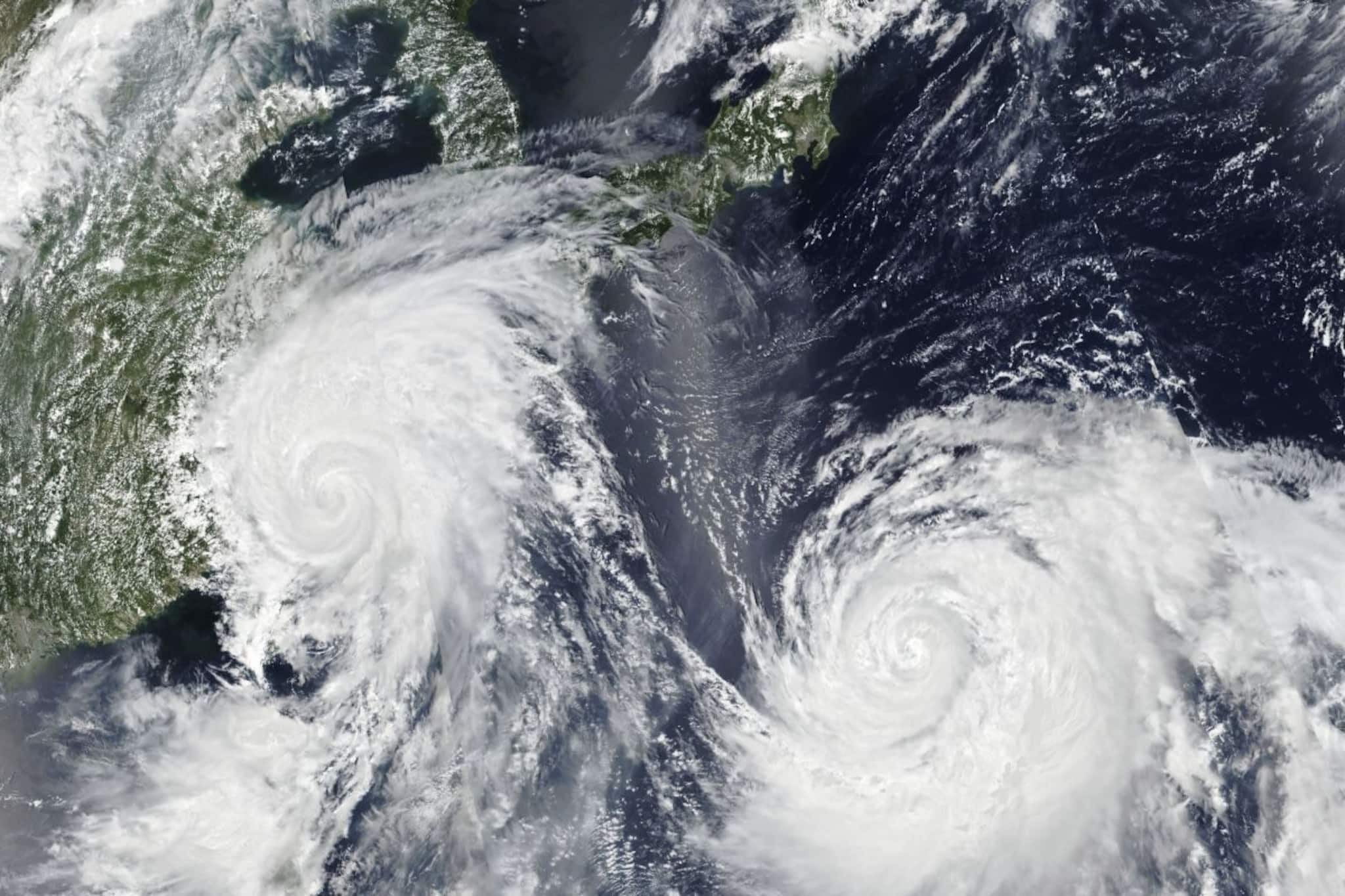 দু-দুটি ওয়েস্টার্ন ডিস্টার্বেন্স! ১১ রাজ্যে বজ্রবিদ্যুৎ-সহ বৃষ্টি! কী হবে শীতের?