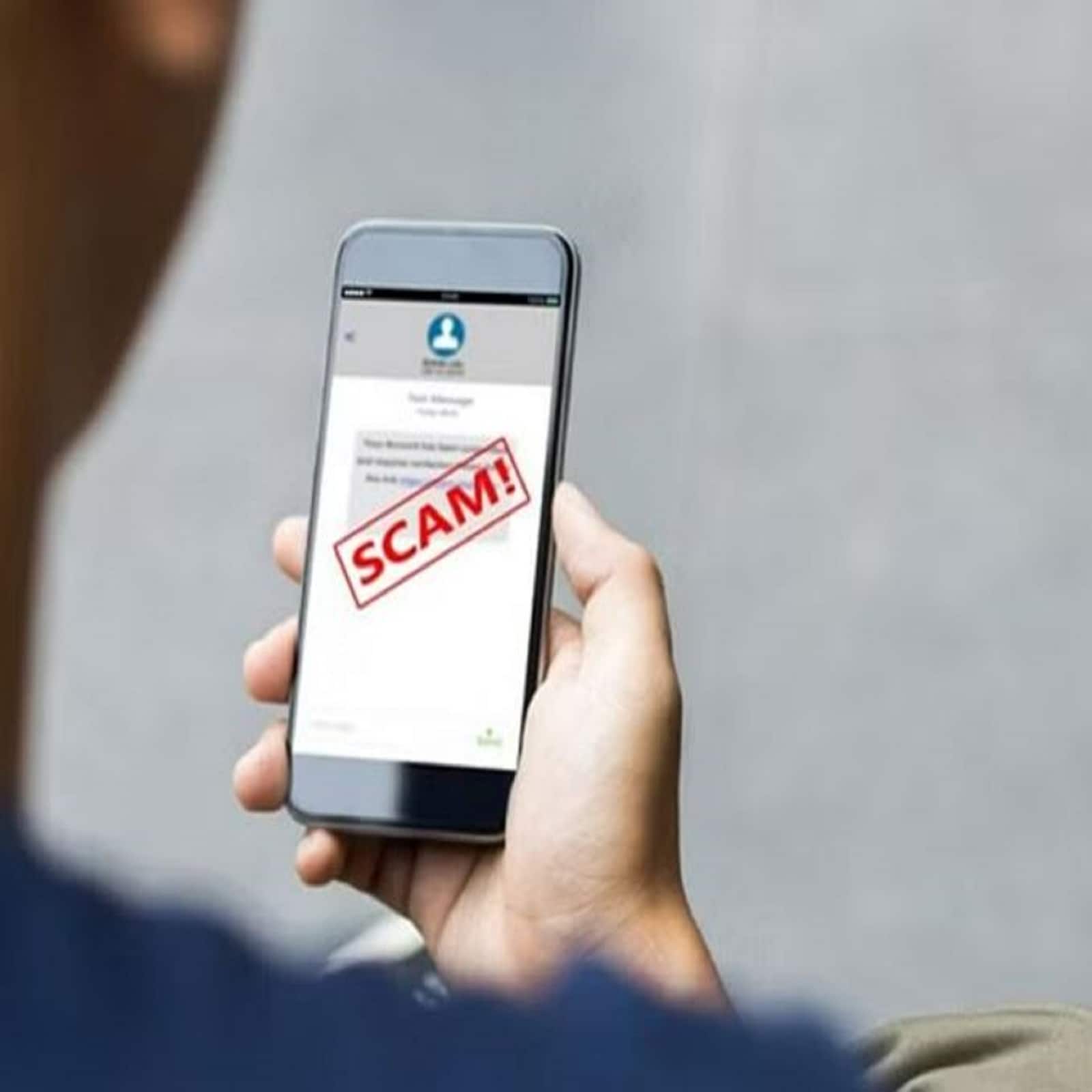 'Pig Butchering Scam' স্ক্যাম থেকে নিরাপদ থাকার উপায় -- মেসেজিং অ্যাপ এবং সোশ্যাল মিডিয়াতে চাকরির অফার বা অন্যান্য অনুরোধের উত্তর দেওয়া উচিত নয়।- বিদেশি লিঙ্কে ডাউনলোড বা ক্লিক করা উচিত নয়। - যে কোনও সিদ্ধান্ত নেওয়ার আগে সর্বদা দুবার ভাবা উচিত। - আধার নম্বরের মতো ওটিপি বা সংবেদনশীল ব্যক্তিগত আইডি কখনও কারও সঙ্গে শেয়ার করা উচিত নয়। - সহজেই কোনও কিছুতে বিশ্বাস করে অযাচিত সুবিধা গ্রহণ করা উচিত নয়।