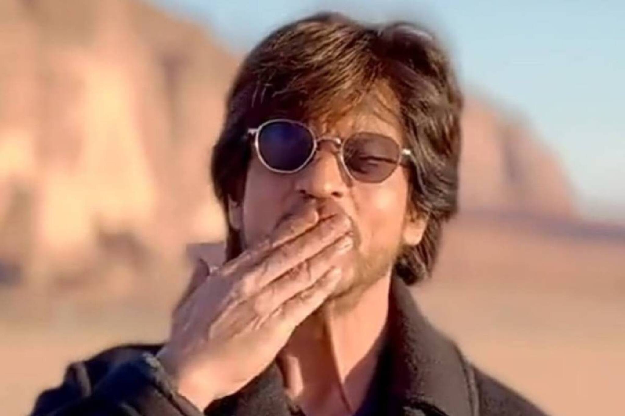 সোশ্যাল মিডিয়ায় শাহরুখ খানকে ‘নোংরা’ প্রশ্ন ভক্তের, উত্তরে চমকে দিলেন বাদশা