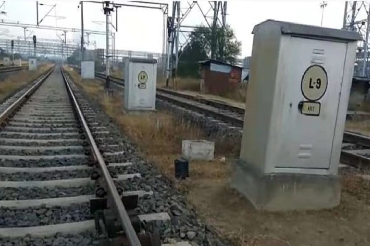 What Is Axle Counter Box In Indian Railway Axle Counter what-is-axle-counter-box-in-indian-railway-axle-counter