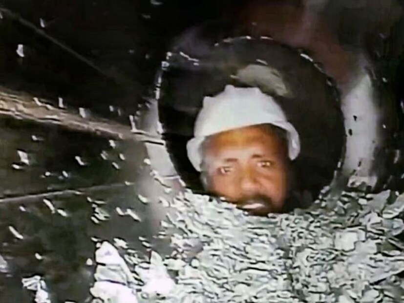 টানেলের বন্ধ অংশে অবশিষ্ট ১০ মিটার ধ্বংসাবশেষ খনন করে একটি পথ তৈরি করতে ইতিমধ্যেই মোট বারোজন 'র‍্যাট হোল মাইনিং' বিশেষজ্ঞকে মোতায়েন করা হয়েছে।