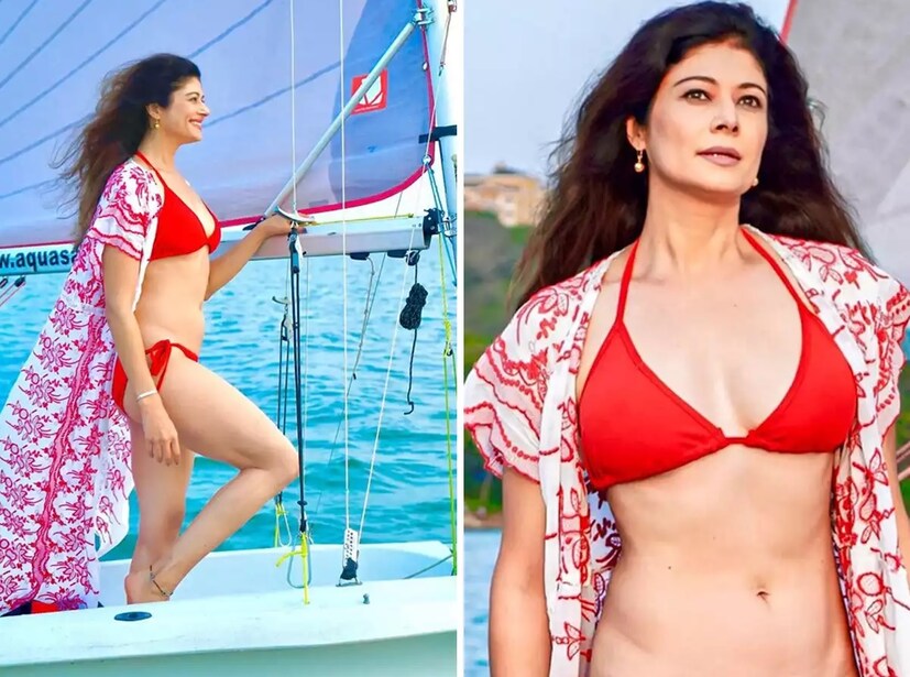 পূজার কেরিয়ারে রয়েছে গোবিন্দা, সঞ্জয় দত্ত, অনিল কাপুরের মতো ডাকসাইটে অভিনেতাদের সঙ্গে কাজের অভিজ্ঞতা। হাসিনা মান জায়েগি, তলাশ, নায়ক- হিট ছবি তিনি উপহার দিয়েছেন যথেষ্ট। কেরিয়ারের এই তুঙ্গ সময়েই অবশ্য বিয়ের সিদ্ধান্ত নেন নায়িকা, সেই সঙ্গে অভিনয় ছাড়ারও। ২০০২ সালে ডা. সোনু আহলুওয়ালিয়াকে বিয়ে করে পাড়ি দেন মার্কিন মুলুকে। সেই বিয়ে দুর্ভাগ্যবশত টেকেনি। ৯ বছরের দাম্পত্য শেষ হয় ২০১১ সালে এসে। 