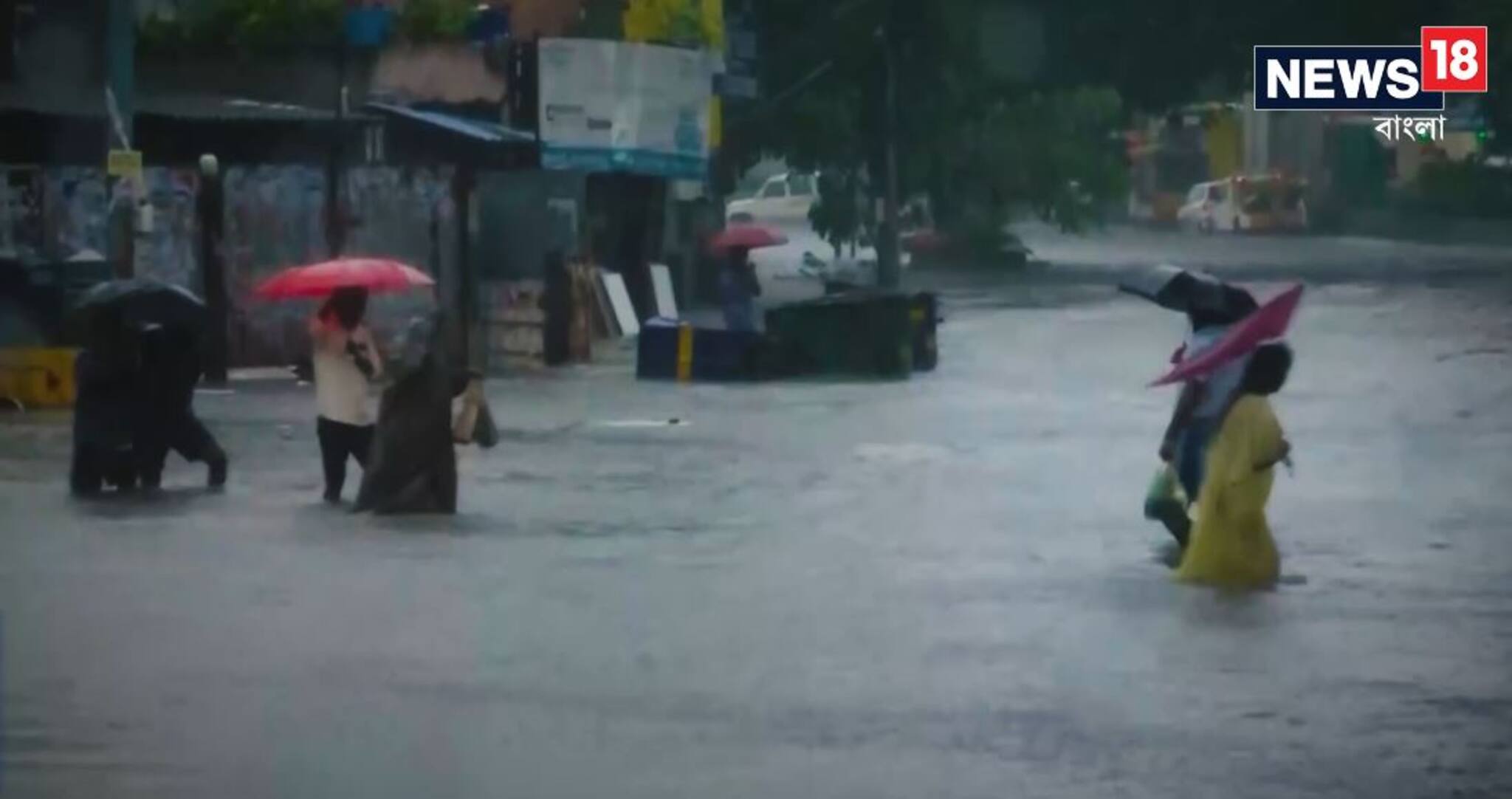 ‘মিগজাউমে’র দাপটে ব্যাপক বৃষ্টি, ভাসছে চেন্নাই!