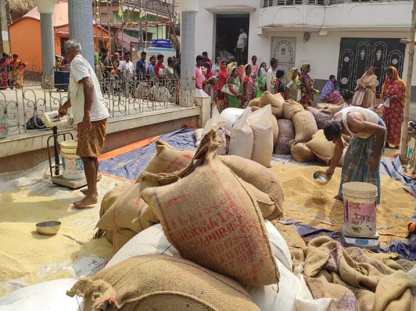 কেন্দ্রীয় সরকার আলোচনায় বসার প্রস্তাব দিয়েছিল। যদিও রেশন ডিলার সংগঠন তাতে রাজি হয়নি বলে জানিয়েছেন অল ইন্ডিয়া ফেয়ার প্রাইস শপস ওনারস ফেডারেশনের সাধারণ সম্পাদক বিশ্বম্ভর বসু।  