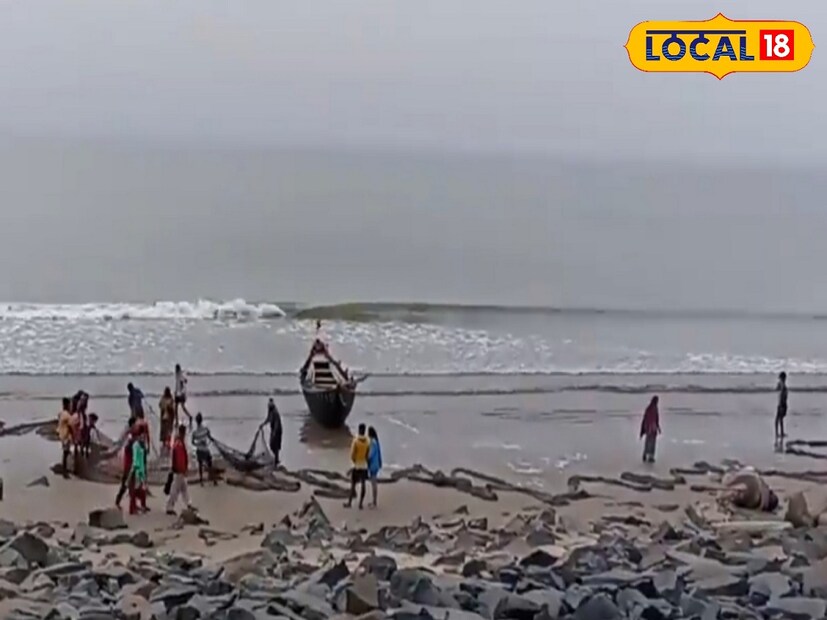 দেরিতে হলেও এবার শীত লম্বা ইনিংস খেলবে। এই শীত শীত আমেজেই দিঘায় পর্যটকদের ভিড় লক্ষ্য করা গেছে। চলতি সপ্তাহের উইকেন্ডে দিঘায় পর্যটকদের ভিড় ভালই থাকবে আশা করছেন পর্যটন ব্যবসায়ীরা। Input- Saikat Shee