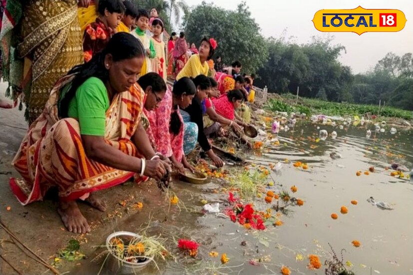 অগ্রহায়ণ সংক্রান্তির দিন ইতুর ব্রত পালন করে গঙ্গা বা পুকুরে ইতুর ঘট ভাসিয়ে দেওয়া হয়। আমাদের রাজ্যে মূলত মেয়েরাই ইতু পুজো বা ব্রত করে থাকেন।