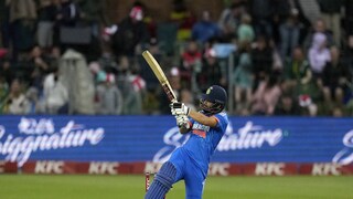 রিঙ্কু সিংয়ের প্রথম হাফসেঞ্চুরি- Photo- AP রিঙ্কু সিংয়ের প্রথম হাফসেঞ্চুরি- Photo- AP