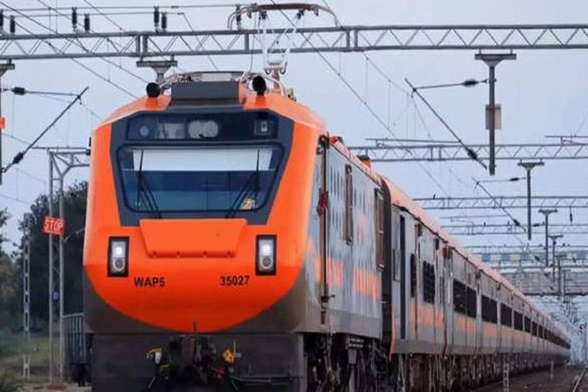 শনিবারে বাংলা থেকে যাত্রা শুরু অমৃত ভারত এক্সপ্রেসের! ভাড়া কত? সুবিধা কী কী?