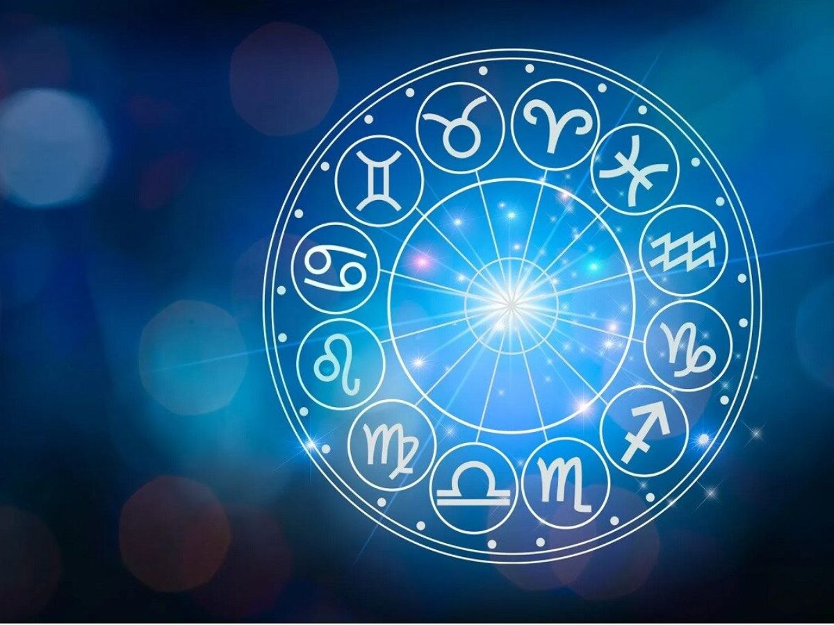 Lucky Zodiacs In 2024: আর্থিক পরিস্থিতির উন্নতি ঘটবে। কর্মজীবনে অগ্রগতি হচ্ছে। এটি মেষ রাশির জন্য একটি শুভ সময়। উপরন্তু, জীবনের রোমান্টিক দিক এই সময়ে সুন্দর হয়ে উঠবে।