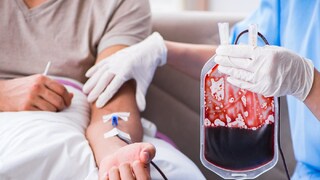 রক্তের রং লাল কেন