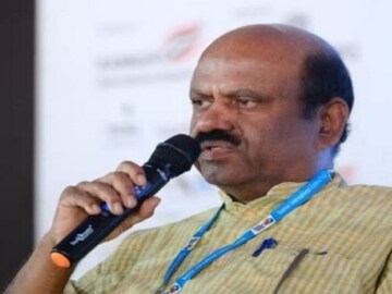 নয়া বিতর্কে রাজ্যপাল৷ 