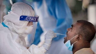 ৩ করোনা আক্রান্তের হদিশ। (File pic- AP Photo/Vincent Thian) ৩ করোনা আক্রান্তের হদিশ। (File pic- AP Photo/Vincent Thian)