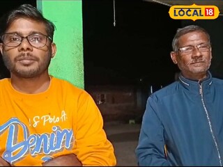 টেট পরীক্ষার্থী বাবা ও ছেলে