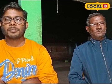 টেট পরীক্ষার্থী বাবা ও ছেলে