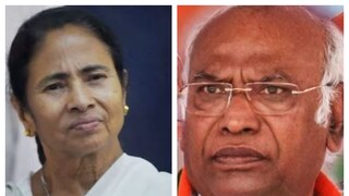 খাড়গেকে প্রধানমন্ত্রী পদপ্রার্থী চান মমতা৷ খাড়গেকে প্রধানমন্ত্রী পদপ্রার্থী চান মমতা৷