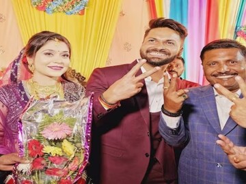 প্রেমের গল্প শোনালেন মুকেশ কুমার
