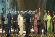 স্বর্ণযুগের 'এই'  সিনেমা দিয়ে চলচ্চিত্র উৎসবের উদ্বোধন, অনুষ্ঠানের সূচনা মমতার