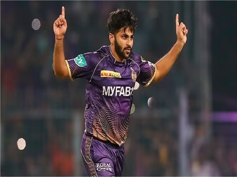 আইপিএল ২০২৩ রিলিজ প্লেয়ারদের তালিকায় শার্দুল ঠাকুরকে ছেড়ে দিয়েছে কেকেআর৷ কিন্তু তারপরেও এই প্লেয়ার ফের নতুন করে নিলাম টেবল থেকে তাঁকে তুলে নিতে পারে৷ আসলে তাঁকে একটু সস্তায় কিনে চায় কেকেআর৷ তাঁরও ব্যাটিং দলের আকর্ষণের কারণ হতে পারে৷