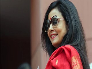 আজই বহিষ্কার মহুয়ার?