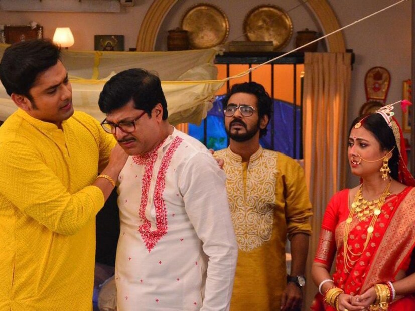 শেষ পর্যন্ত সৃজনের সঙ্গে ইশার বিয়ে ঠিক হয়। তা বিয়ের পিঁড়িতে পর্যন্ত পৌঁছায়। কিন্তু শেষ পর্যন্ত সৃজনের সঙ্গে তাঁর বিয়ে ভেস্তে যায়। নায়ক আবার তাঁর প্রাক্তন স্ত্রী পর্ণাকেই বিয়ে করে।