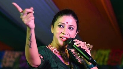 দুর্ঘটনার কবলে পৌষালী? দুর্ঘটনার কবলে পৌষালী?