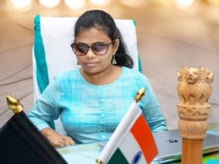 মানসিক দৃঢ়তার জোরেই আজ তিনি আইএএস অফিসার