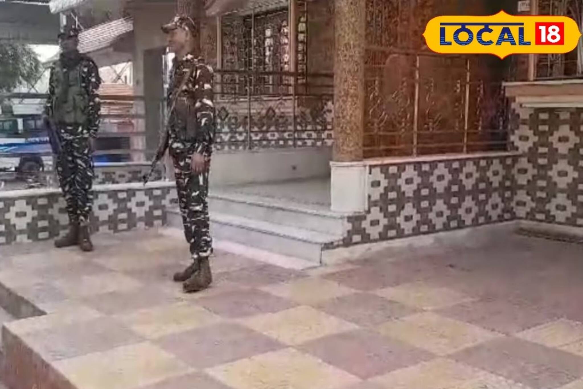 ২৪ ঘন্টার বেশি সময় ধরে ম্যারাথন অভিযান! জেলায় আয়কর হানা নিয়ে চাঞ্চল্য