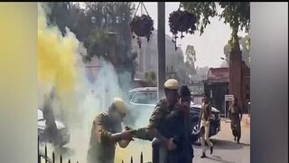 সংসদ কাণ্ডে সামনে এল আরও চাঞ্চল্যকর তথ্য৷ ছবি- পিটিআই সংসদ কাণ্ডে সামনে এল আরও চাঞ্চল্যকর তথ্য৷ ছবি- পিটিআই