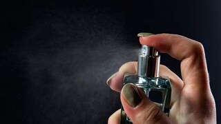 হার মানাবে সোনা-রুপোর দামকেও; মাটির সোঁদা গন্ধযুক্ত এই পারফিউম প্রাণ-মন জুড়িয়ে দেবে হার মানাবে সোনা-রুপোর দামকেও; মাটির সোঁদা গন্ধযুক্ত এই পারফিউম প্রাণ-মন জুড়িয়ে দেবে