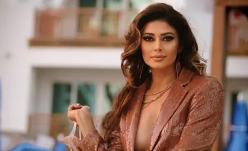 ছোটবেলার দিকে তাকালেও সেই ব্যতিক্রমী জীবনের ছাপ স্পষ্ট। লুধিয়ানায় বড় হওয়া, পরিবারে রয়েছে ভারতীয় সেনায় কাজের অভিজ্ঞতা আর আভিজাত্য। বাবা রবি বাত্রা অবসর নিয়েছেন কর্নেল হিসেবে। এক আত্মীয়, শহিদ লেফটেন্যান্ট অরুণ ক্ষেত্রপাল অর্জন করেছেন পরম বীর চক্র। এই দুর্মর প্রাণশক্তি ছিল নায়িকার মধ্যেও, ছোটবেলায় স্কুলে অনায়াসে ২০০-৪০০ মিটার দৌড়ে জিততেন তিনি। 