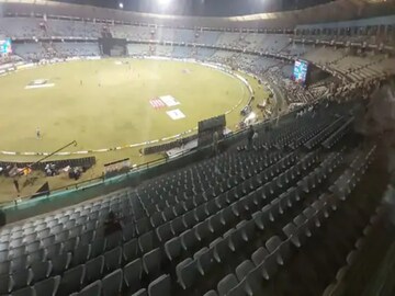 বিদ্যুৎ বিচ্ছিন্ন রায়পুর স্টেডিয়াম